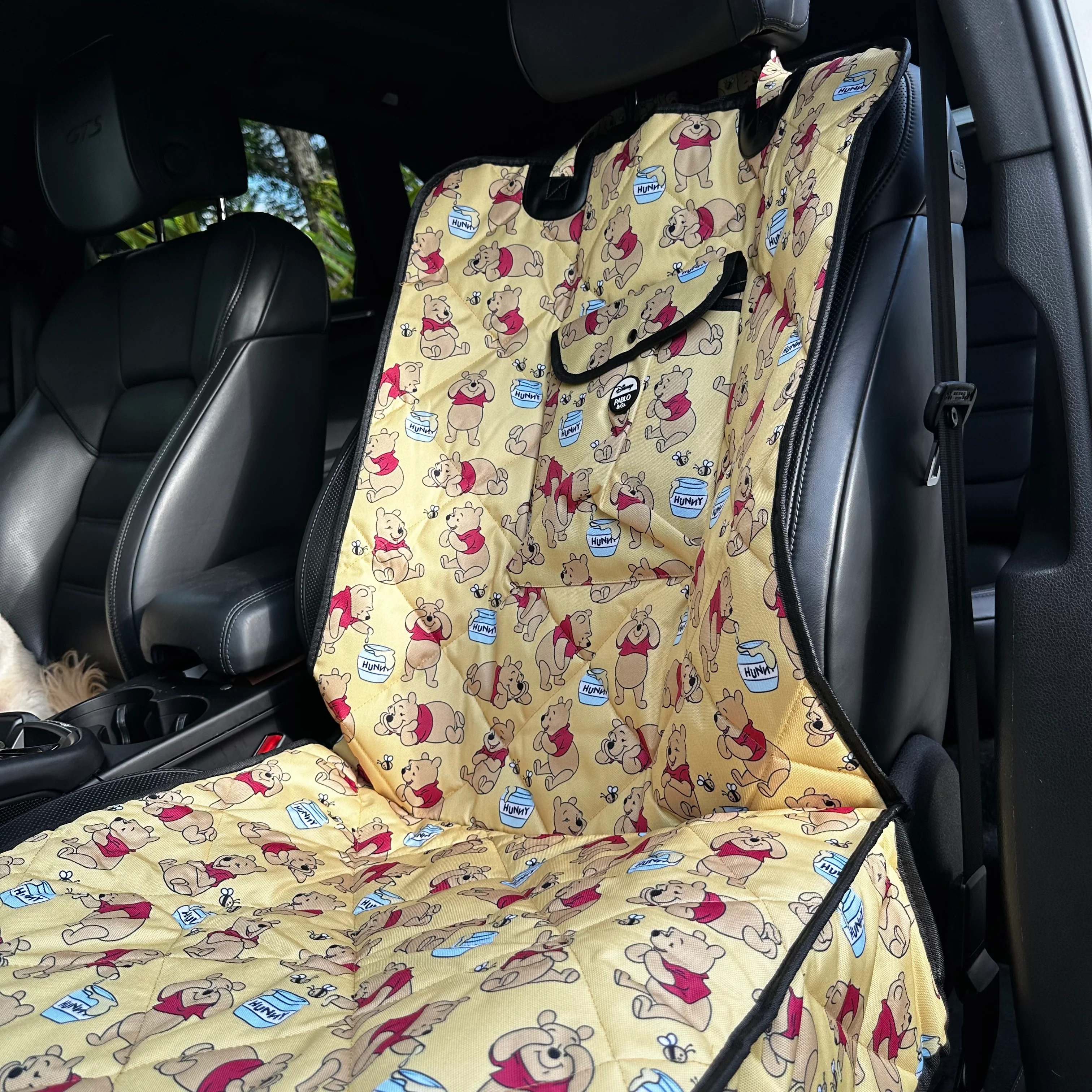 Winnie the Pooh & Bee's: Single Car Seat Cover - Image 2